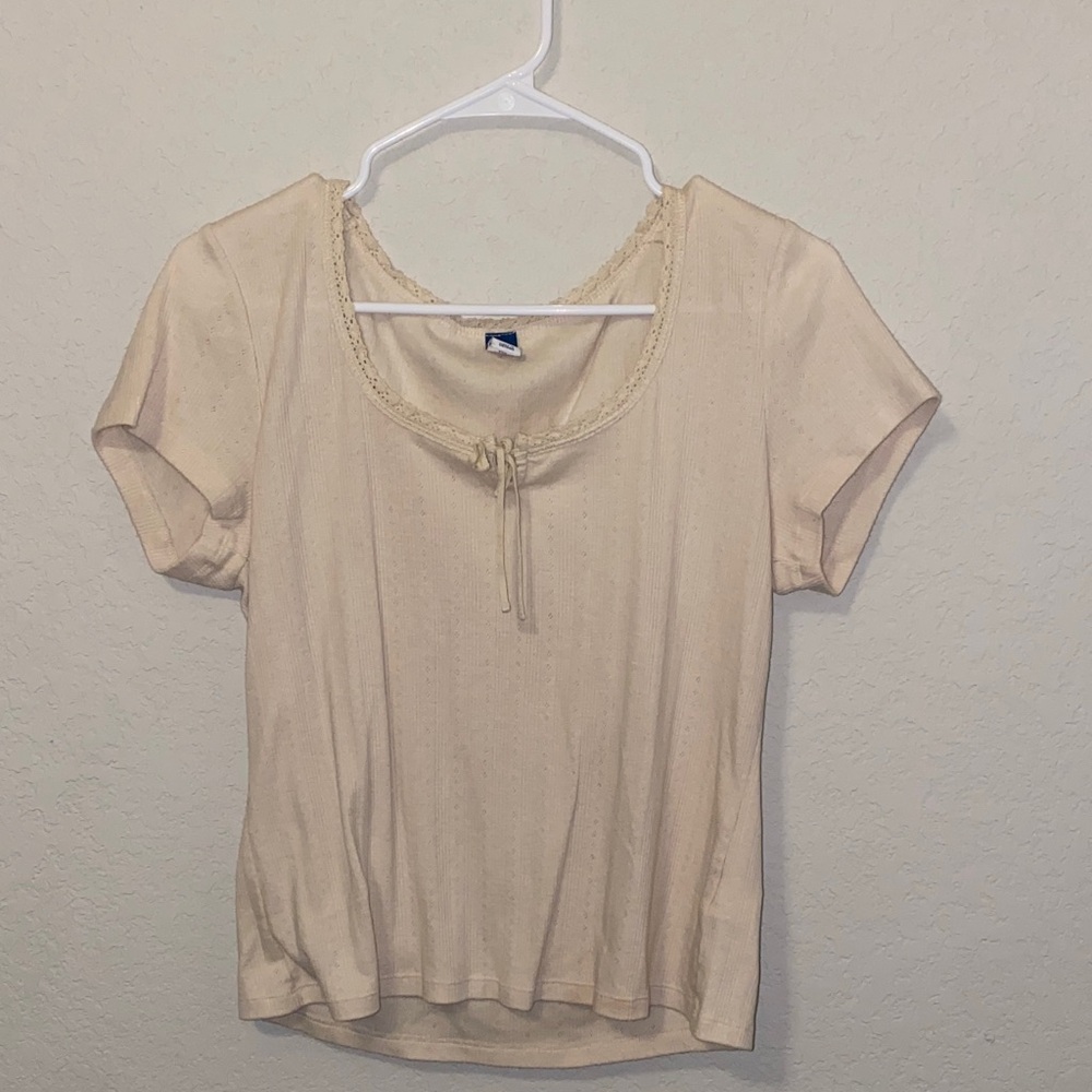 Old Navy Cream Short Sleeve Top
